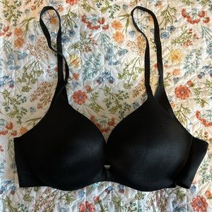 Victoria Secrets Bra, 34C, Black